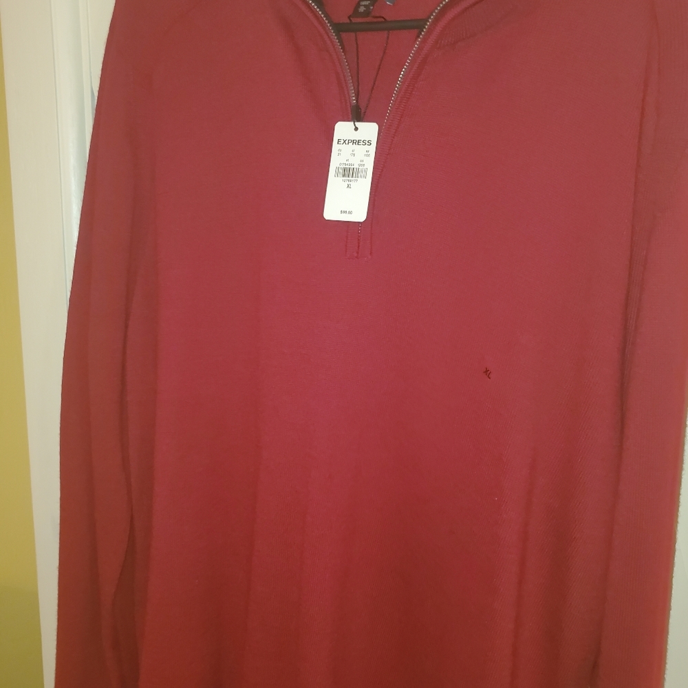 Express Mens XL Lightweight Sweater NWT